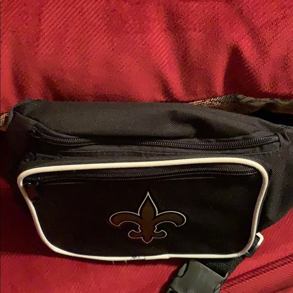 Authentic Unused NFL Saints Fanny Pack - Picture 3 of 13